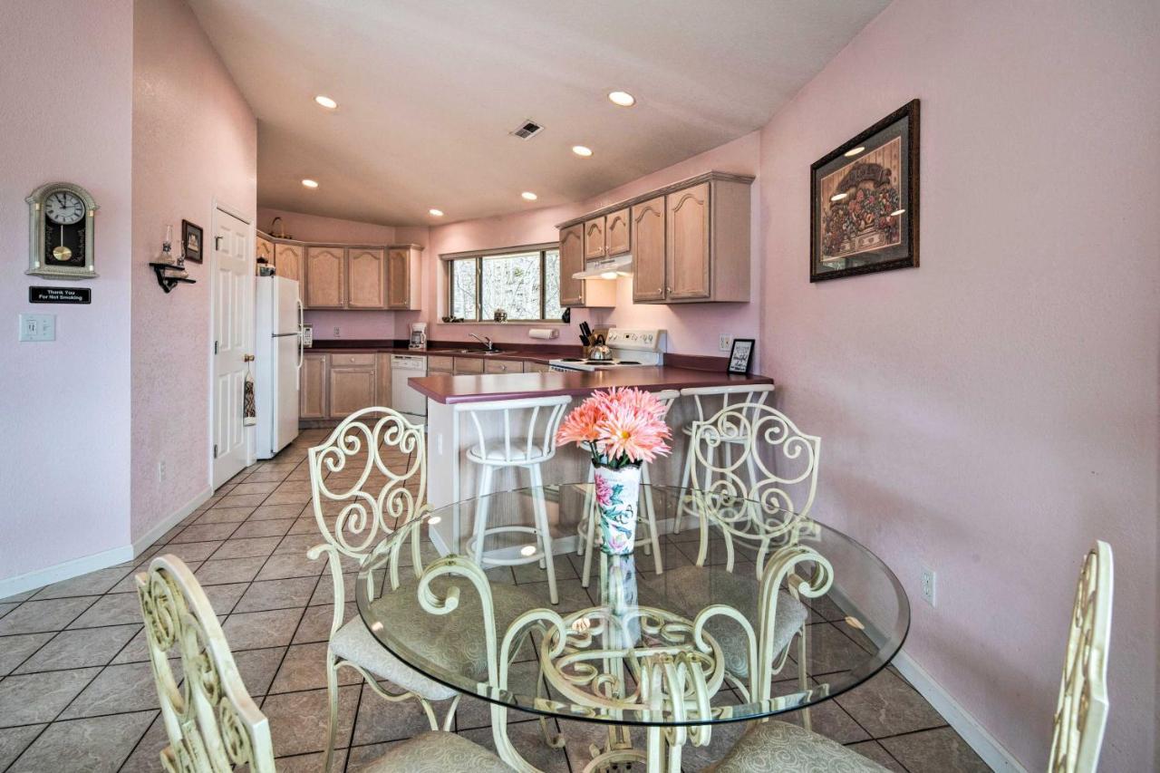 Charming Burnsville Apt With Mountain Views And Deck! المظهر الخارجي الصورة