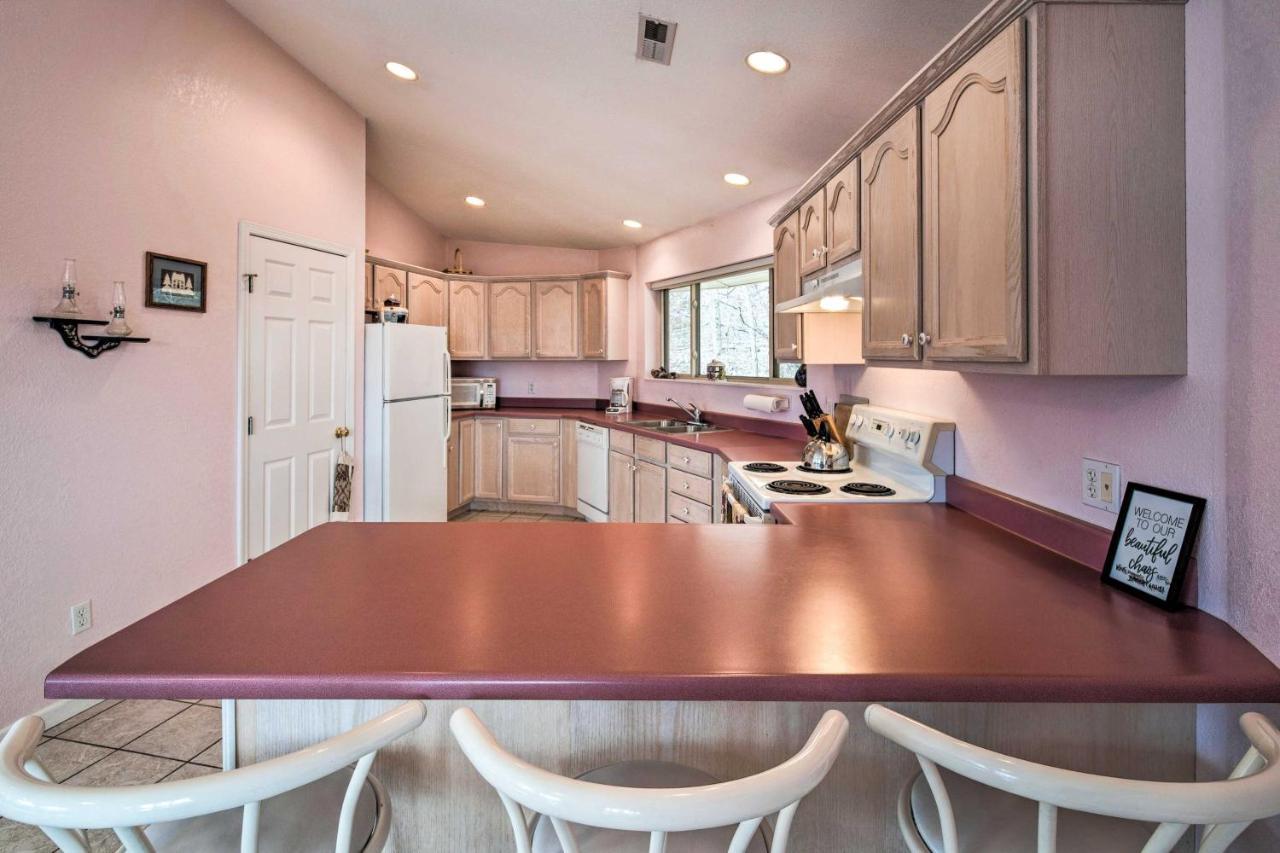 Charming Burnsville Apt With Mountain Views And Deck! المظهر الخارجي الصورة