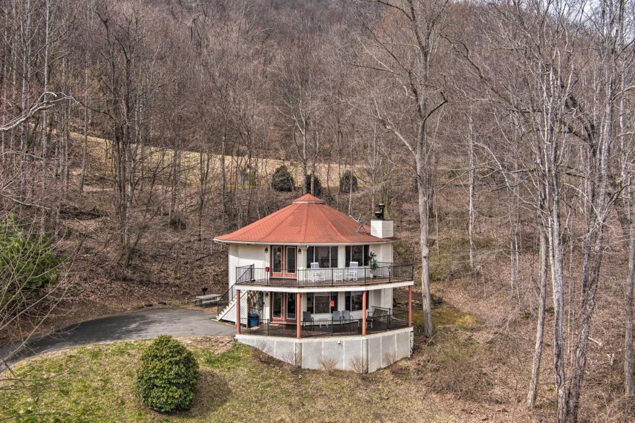 Charming Burnsville Apt With Mountain Views And Deck! المظهر الخارجي الصورة